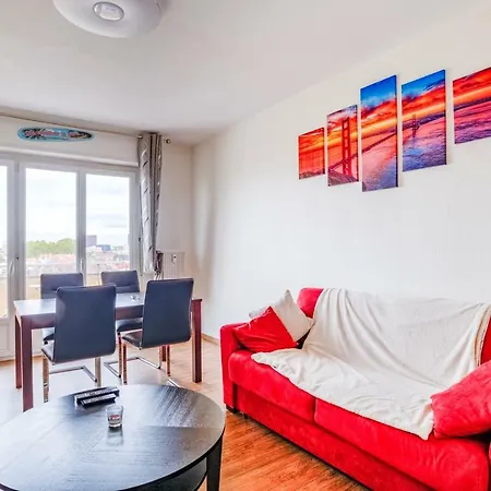 Modern Of 60m² With Balcony 公寓